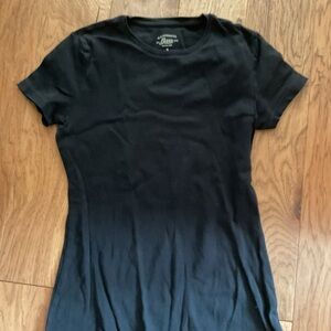 Women's G. H. Bass Black 100% Cotton short sleeve tee shirt Small
